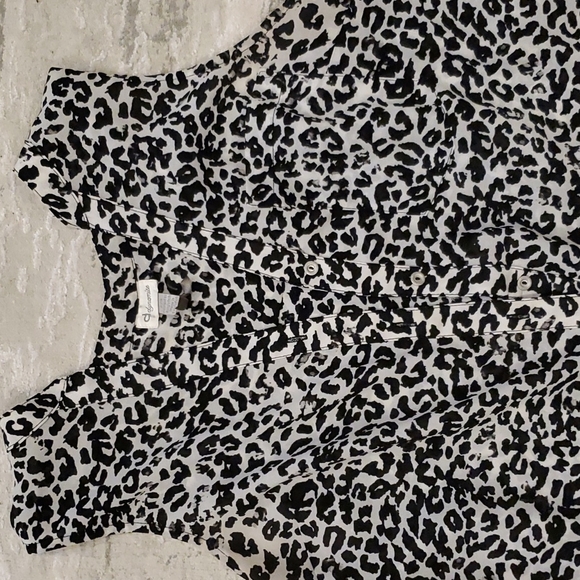 Blouse - Picture 3 of 5